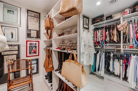 2900 NE 7th Avenue Miami FL 33137