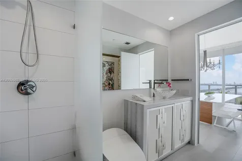 2900 NE 7th Avenue Miami FL 33137