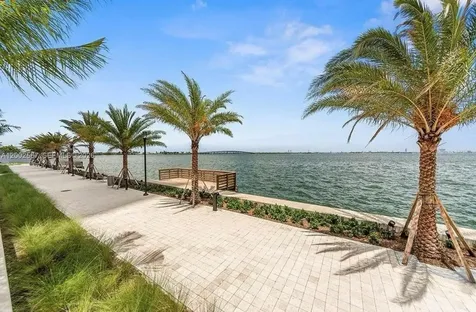 2900 NE 7th Avenue Miami FL 33137