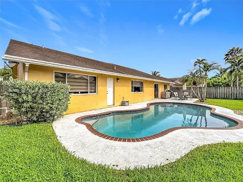 8060 NW 51st Court Lauderhill FL 33351