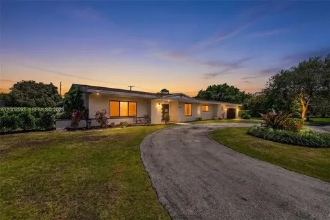 10431 SW 82nd Court Miami FL 33156