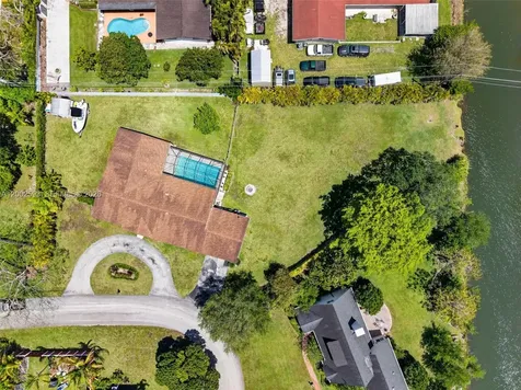 10431 SW 82nd Court Miami FL 33156