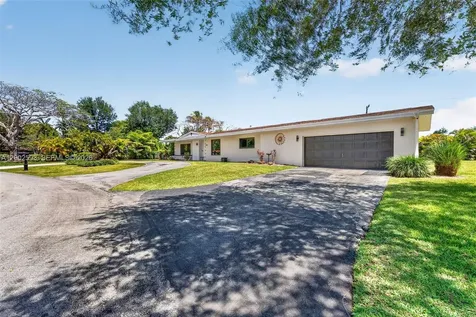 10431 SW 82nd Court Miami FL 33156