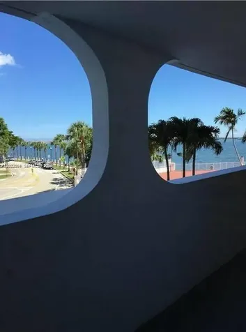 200 SE 15th Road Miami FL 33129