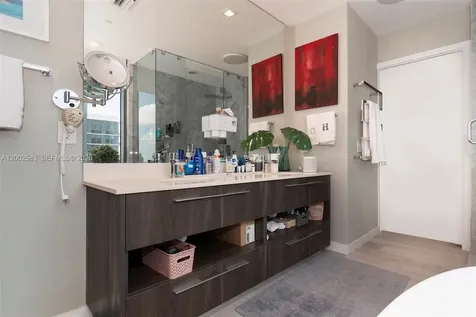 480 NE 31st Street Miami FL 33137