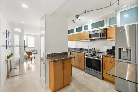 100 Lincoln Road Miami Beach FL 33139