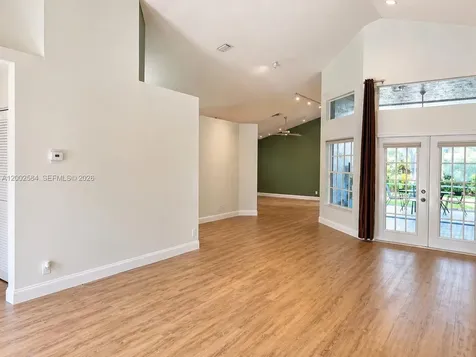 2019 Cove Lane Weston FL 33326