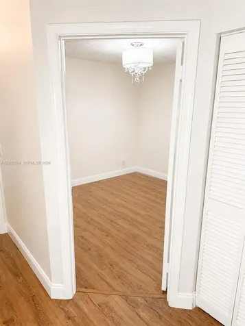 2019 Cove Lane Weston FL 33326