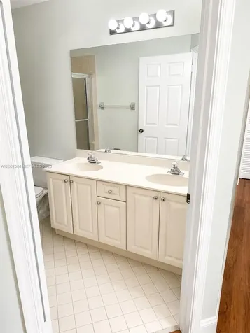 2019 Cove Lane Weston FL 33326