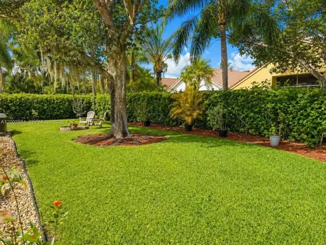 2019 Cove Lane Weston FL 33326