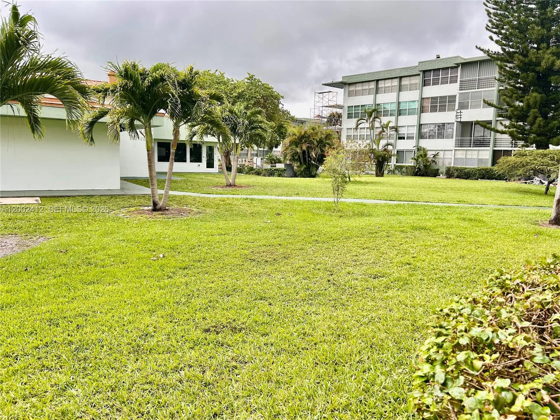 2731 Taft Street Hollywood FL 33020
