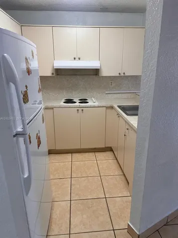 180 Royal Palm Road Hialeah Gardens FL 33016