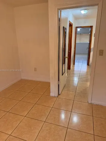 180 Royal Palm Road Hialeah Gardens FL 33016