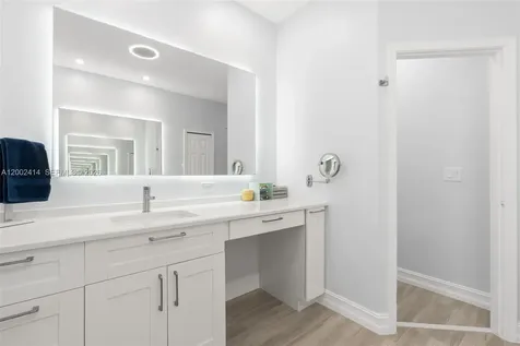 7476 Brunswick Circle Boynton Beach FL 33472