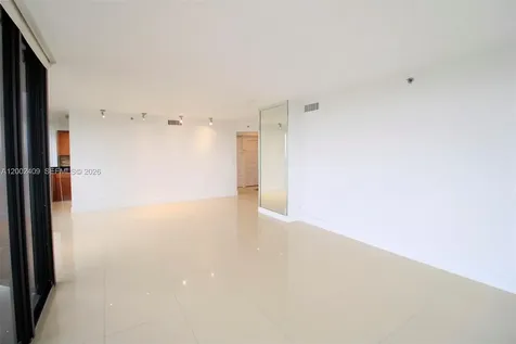 20185 E Country Club Drive Aventura FL 33180