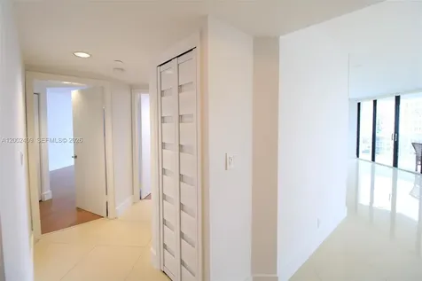 20185 E Country Club Drive Aventura FL 33180