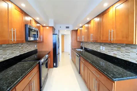 20185 E Country Club Drive Aventura FL 33180