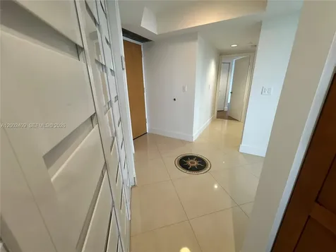 20185 E Country Club Drive Aventura FL 33180