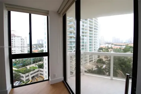 20185 E Country Club Drive Aventura FL 33180
