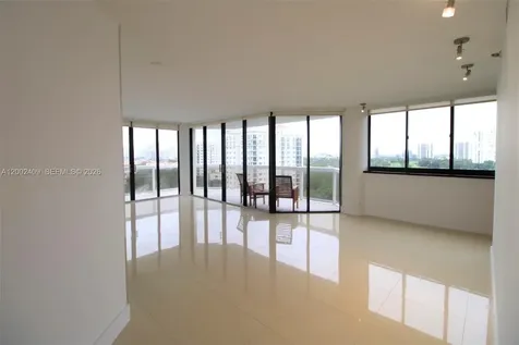 20185 E Country Club Drive Aventura FL 33180