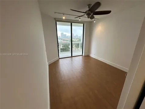 20185 E Country Club Drive Aventura FL 33180