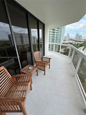 20185 E Country Club Drive Aventura FL 33180