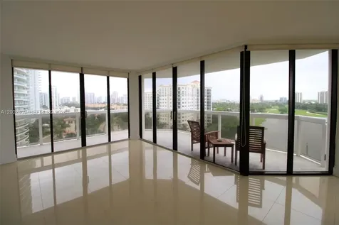 20185 E Country Club Drive Aventura FL 33180