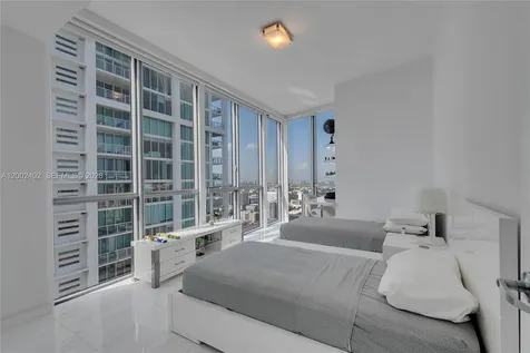 1100 Biscayne Boulevard Miami FL 33132