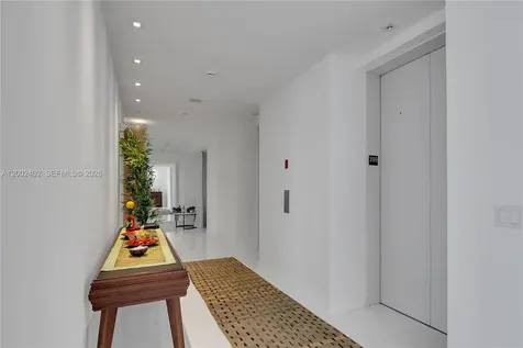 1100 Biscayne Boulevard Miami FL 33132