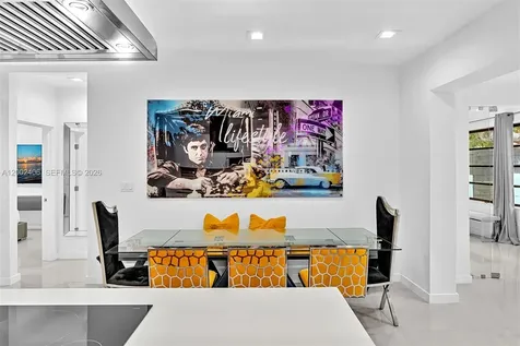 1002 10th Street Miami Beach FL 33139