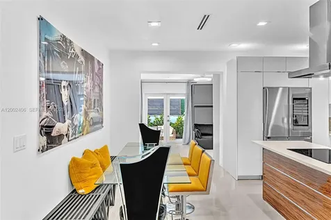1002 10th Street Miami Beach FL 33139