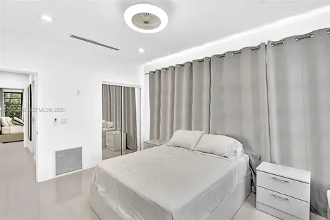 1002 10th Street Miami Beach FL 33139