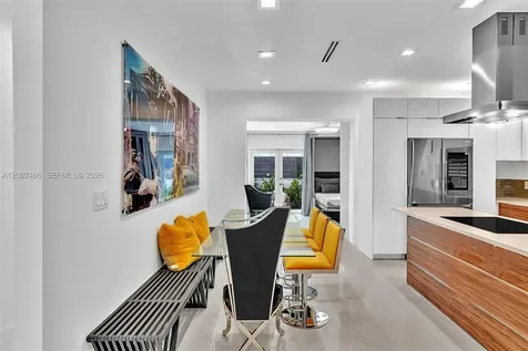 1002 10th Street Miami Beach FL 33139