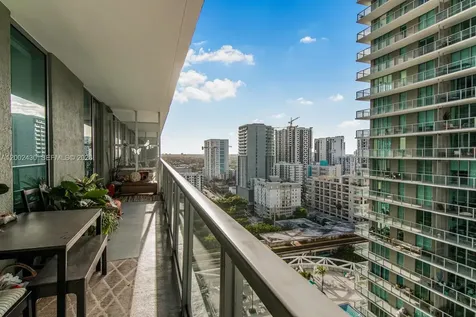 79 SW 12th Street Miami FL 33130