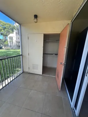 8333 Lake Drive Doral FL 33166