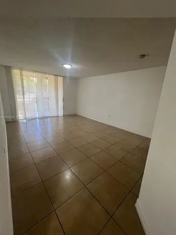 8333 Lake Drive Doral FL 33166