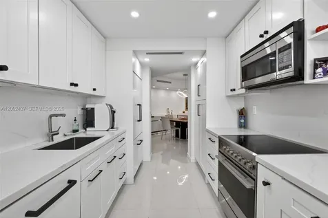 3000 Island Boulevard Aventura FL 33160