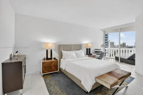 3000 Island Boulevard Aventura FL 33160