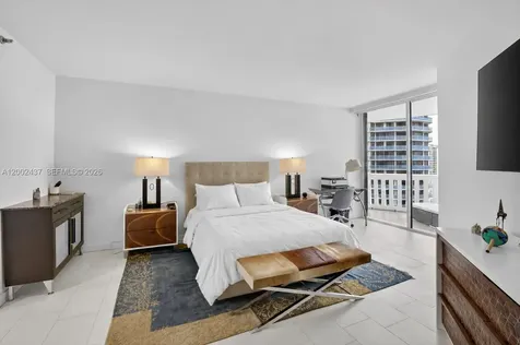 3000 Island Boulevard Aventura FL 33160