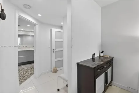3000 Island Boulevard Aventura FL 33160