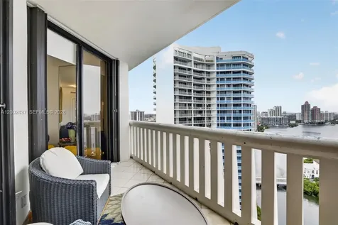 3000 Island Boulevard Aventura FL 33160