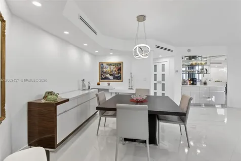 3000 Island Boulevard Aventura FL 33160