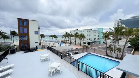 321 Wilson Street Hollywood FL 33019
