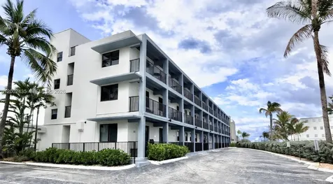 321 Wilson Street Hollywood FL 33019