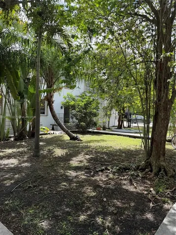 1421 SW 37th Avenue Miami FL 33145