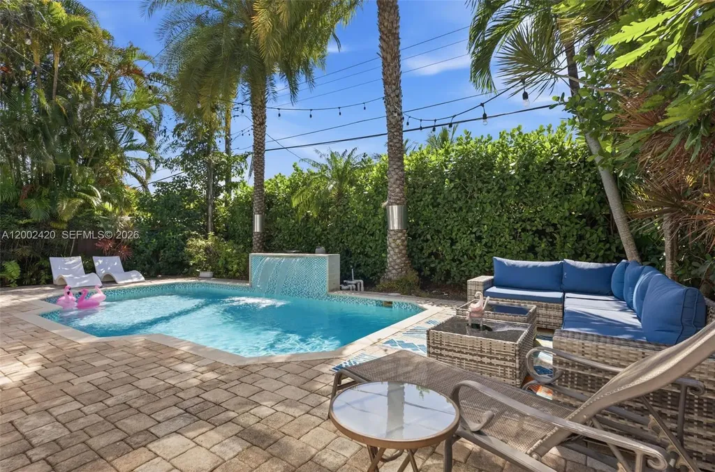 1609 NE 18th Avenue Fort Lauderdale FL 33305