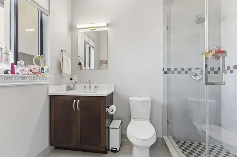 1609 NE 18th Avenue Fort Lauderdale FL 33305