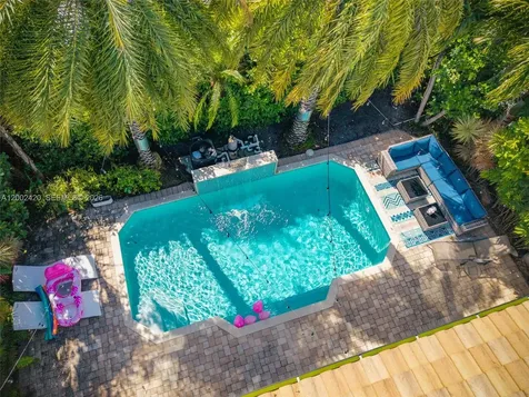1609 NE 18th Avenue Fort Lauderdale FL 33305