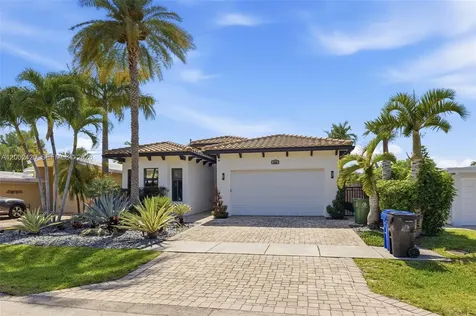 1609 NE 18th Avenue Fort Lauderdale FL 33305