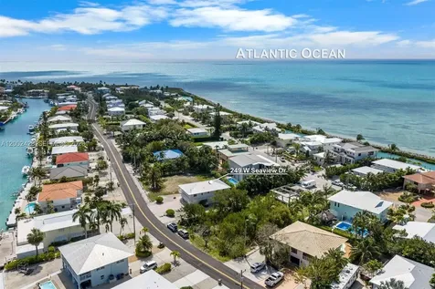 249 W Seaview Drive Duck FL 33050